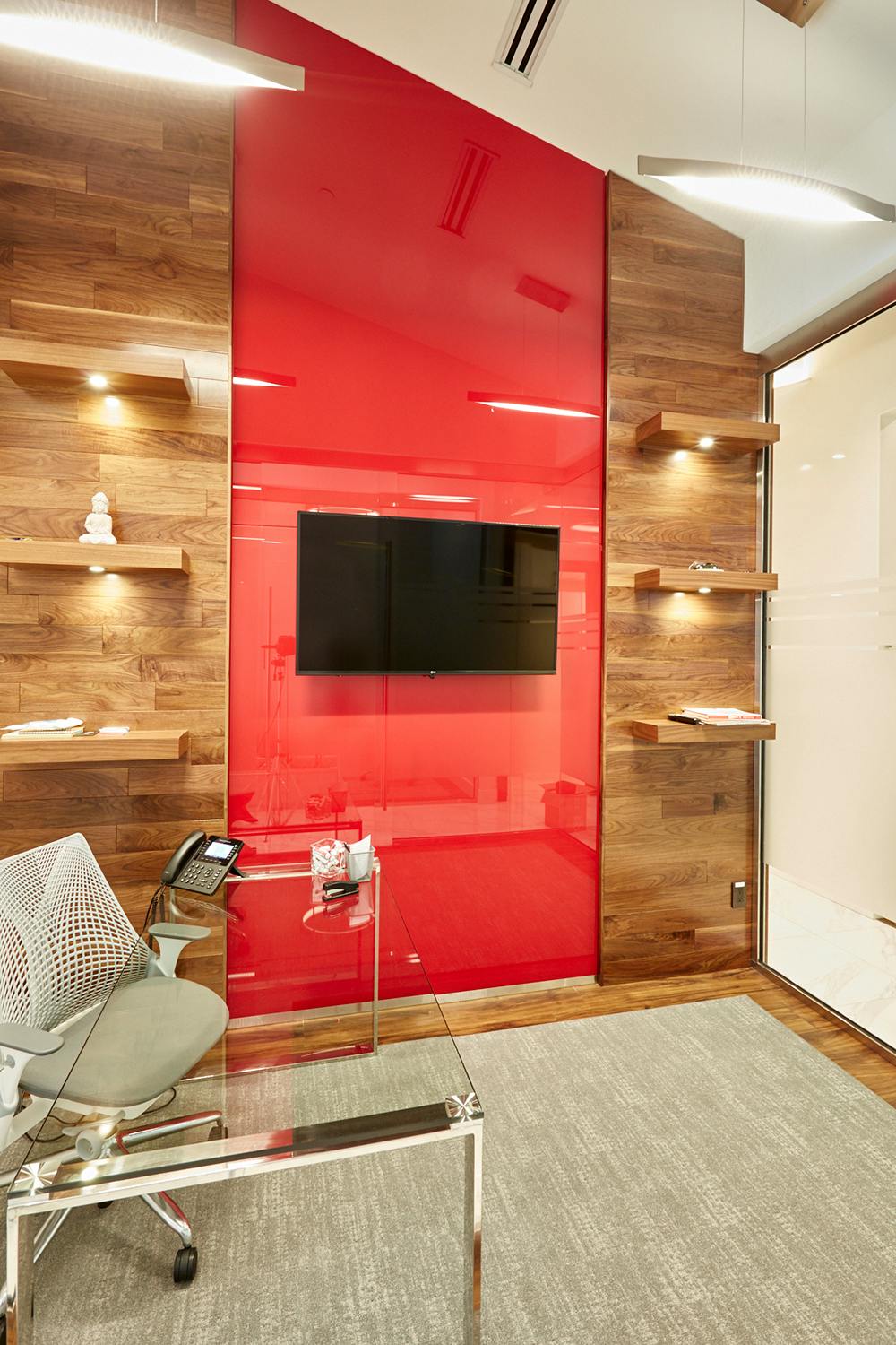 2000 Yonge Dental Office Image 2